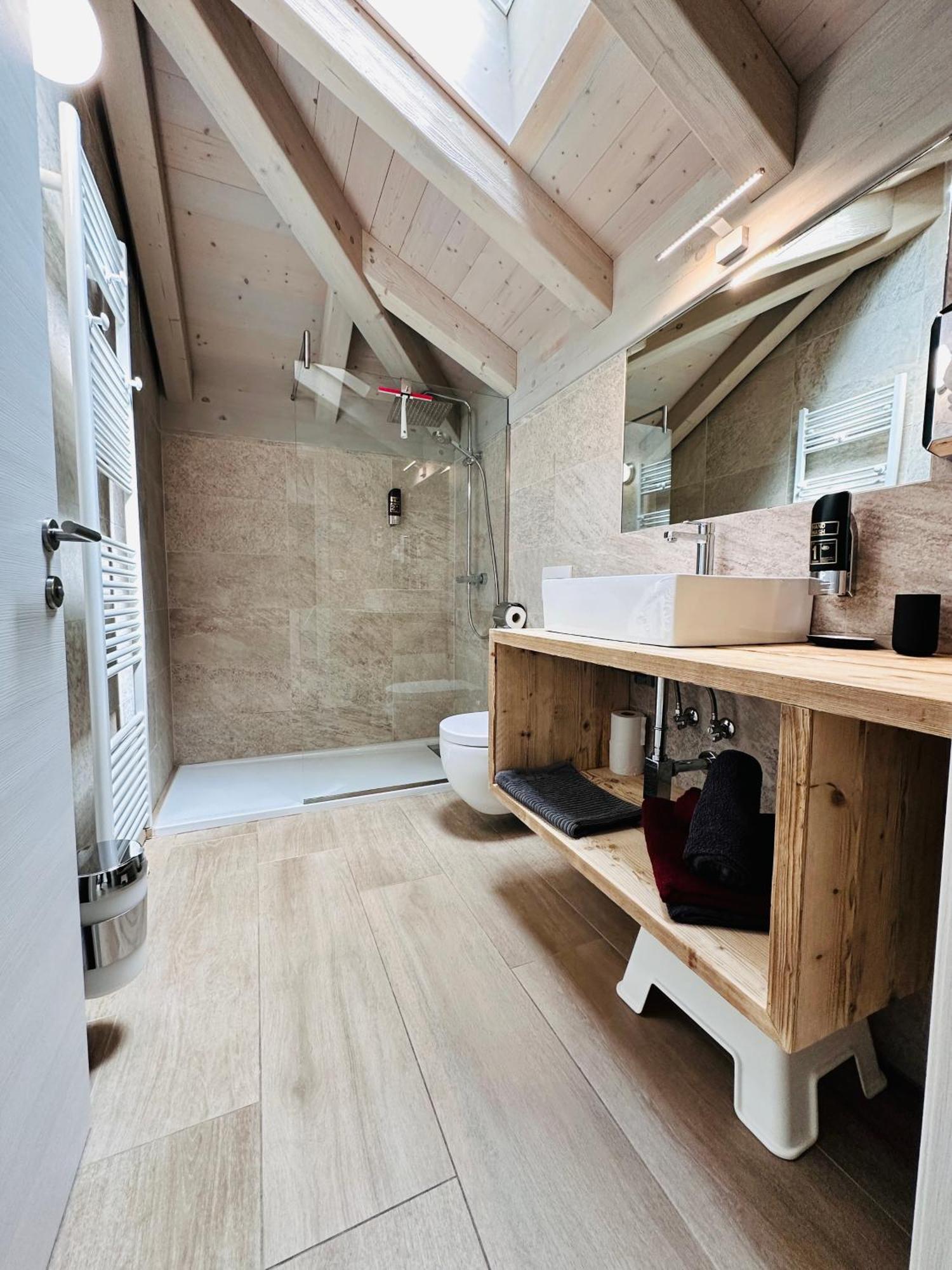 Casa Tosca - Holiday Home Torbole Sul Garda Dış mekan fotoğraf